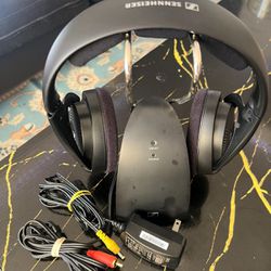 Sennheiser HD 600 headphones