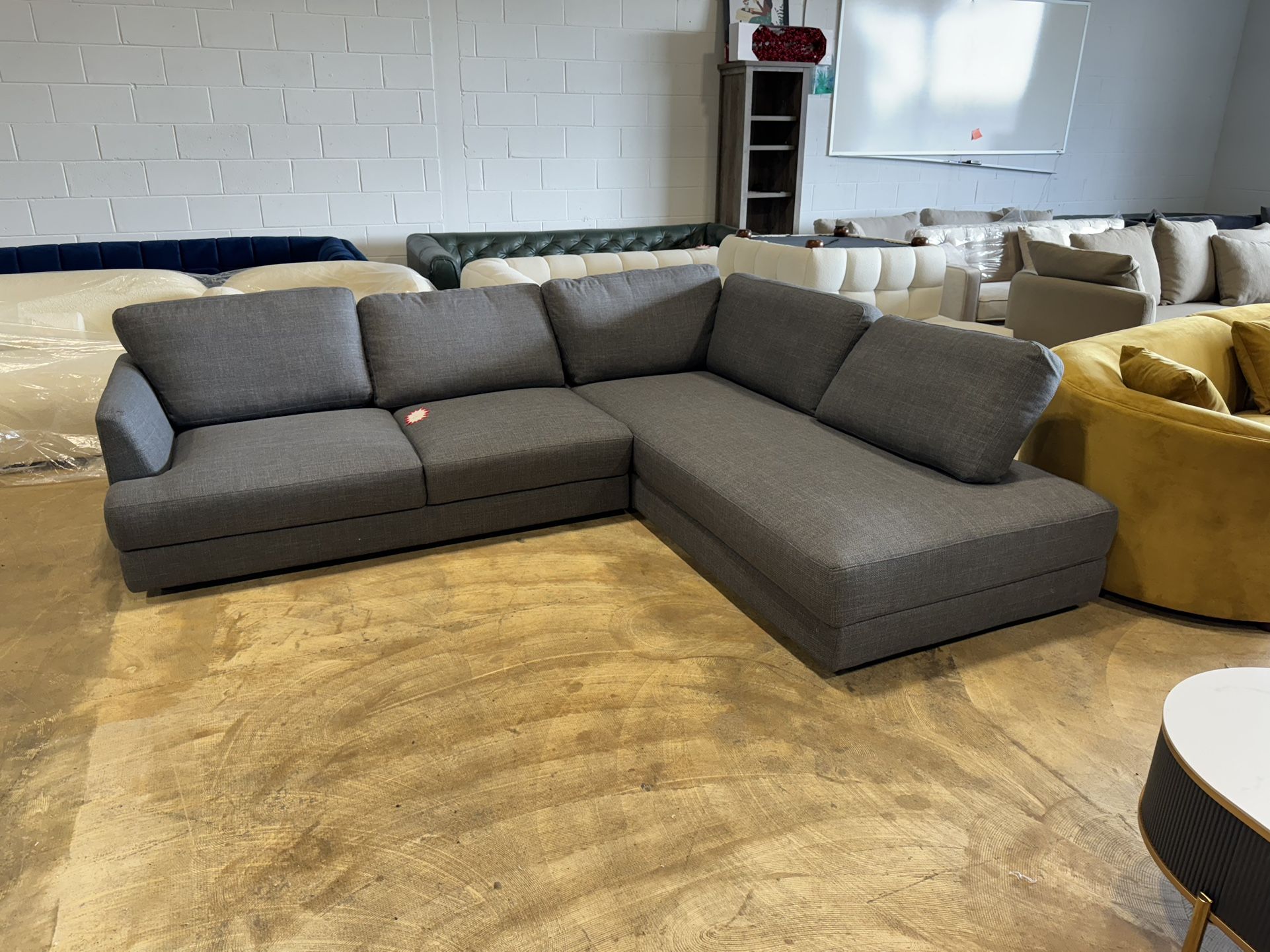 Glendale Grey Linen L-Shaped Right Sectional Sofa