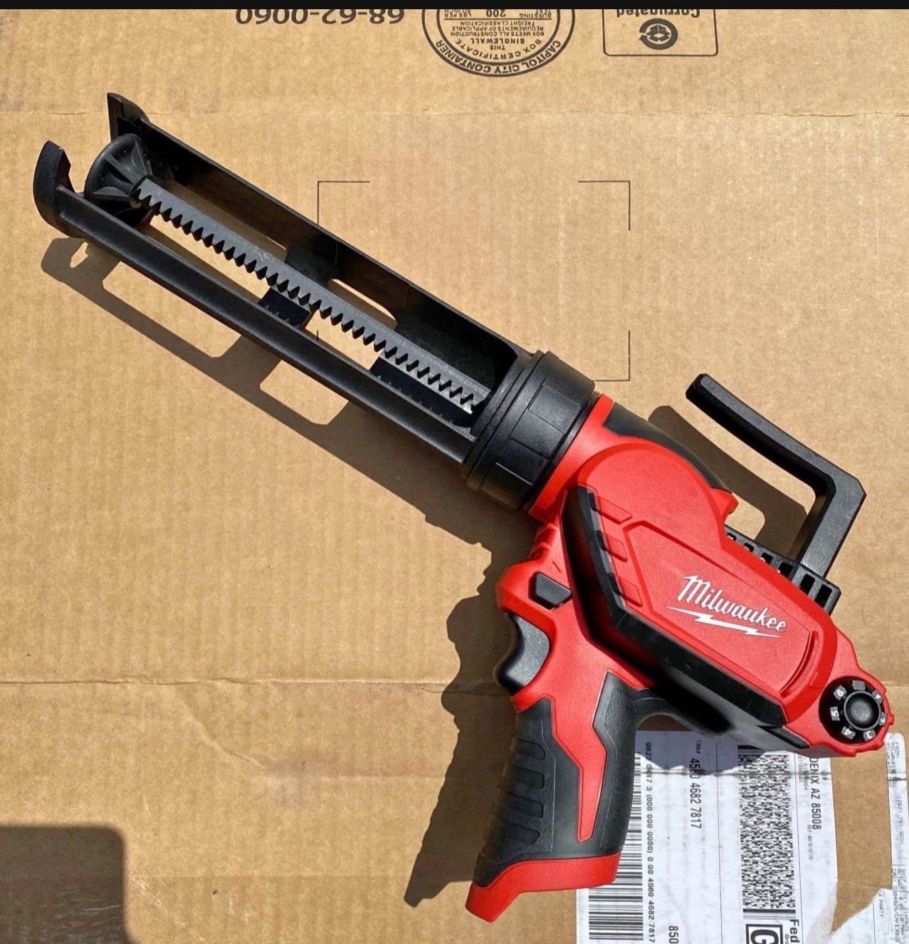 Milwaukee M12 12V Lithium Ion Cordless 10 oz. Adhesive and Caulk Gun (Tool Only
