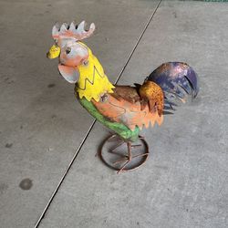 Rooster Metal Yard Art