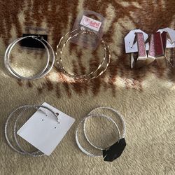 6 new pair of earrings