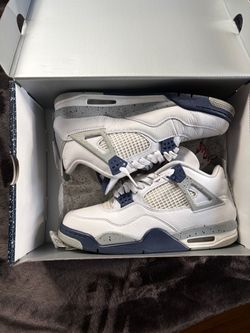Jordan 4 midnight navy size 9.5