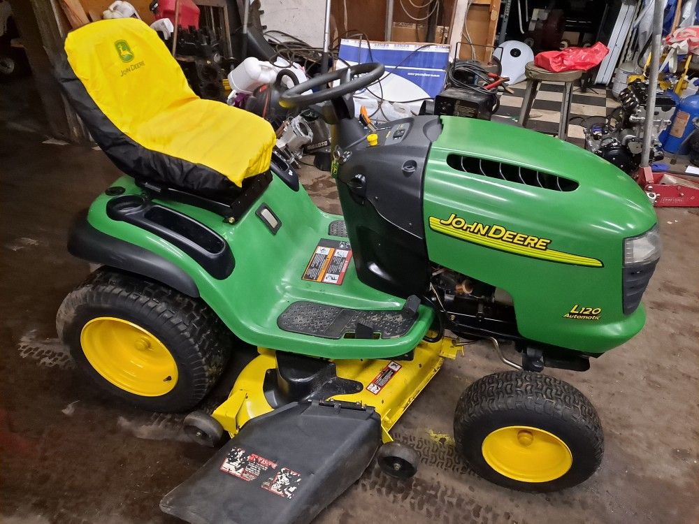 For Sale John Deere L120 with 22HP Vtwin with 48" Deck. 1,200 for