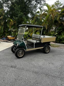 2011 Club Car Gas Carryall Turf 2