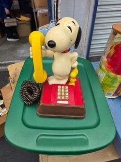 The Snoopy and Woodstock phone.