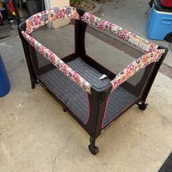 Baby Trend Nursery Center Playard