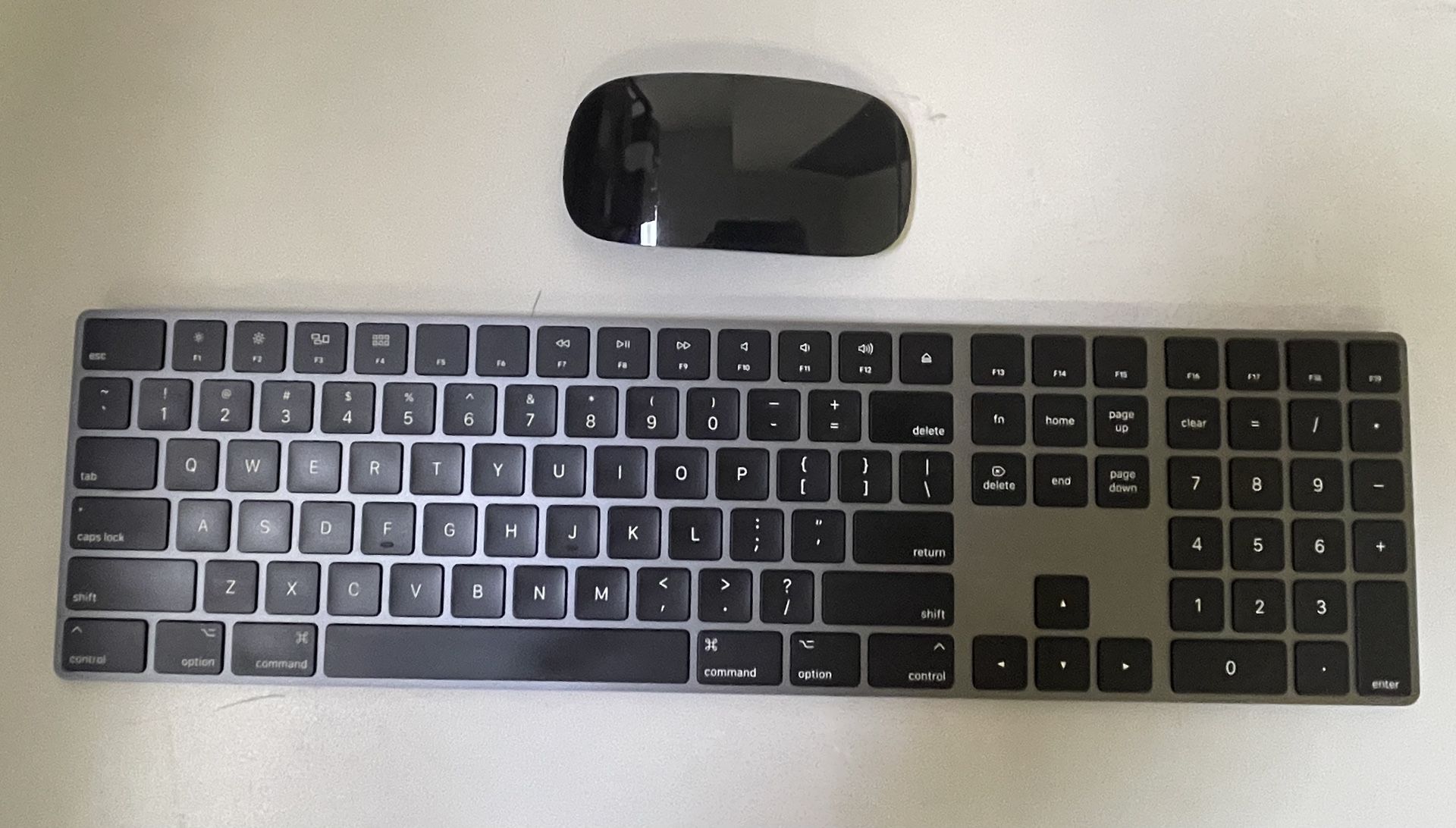 Apple Magic Mouse and Magic Keyboard w/ Numeric Keypad A1657 A1843 Black