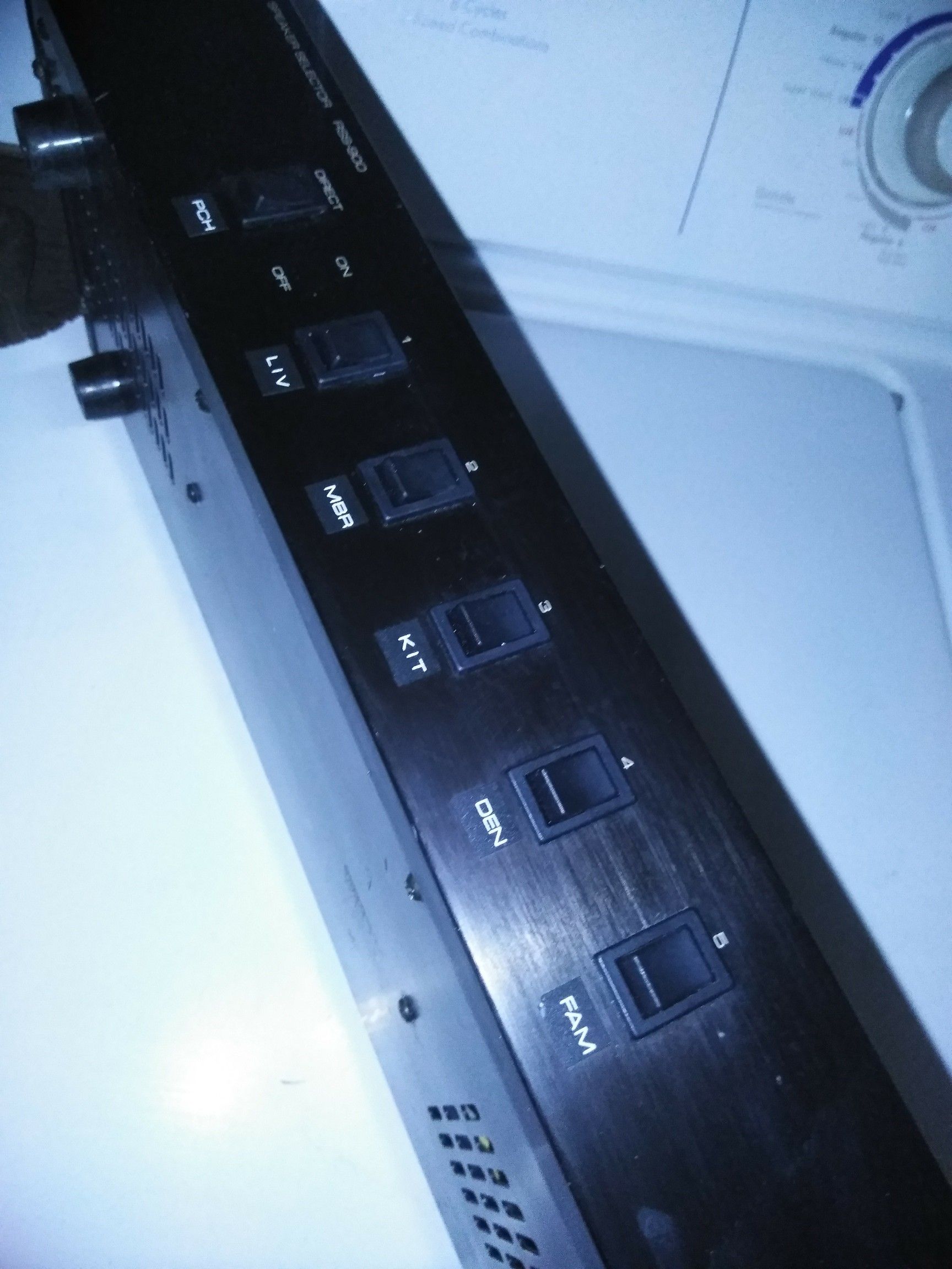 ROTEL RSS-900 8ch SPEAKER SELECTOR & MULTIPLIER