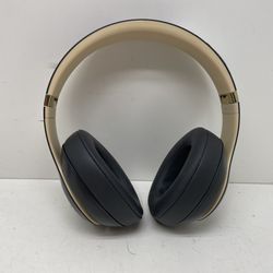 Beats Studio 3 Headphones 196805