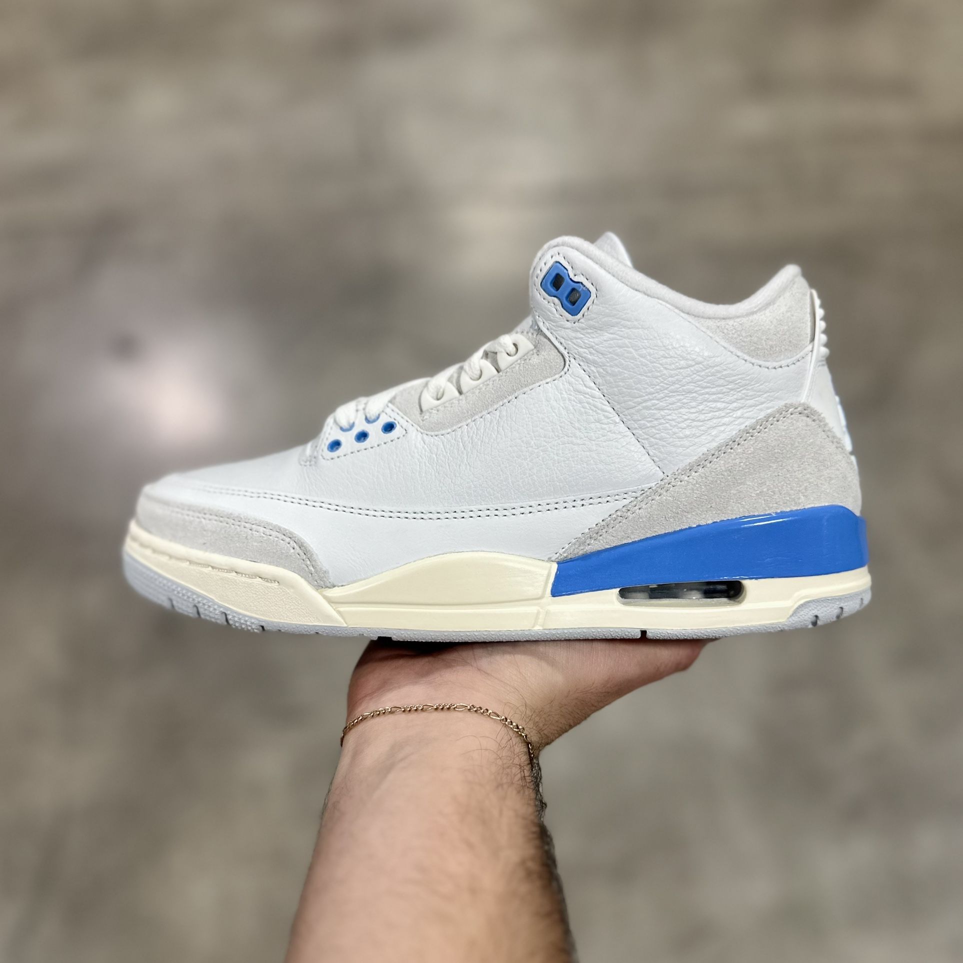 Air Jordan 3 Retro “Lucky Shorts” Sizes 8 / 8.5 / 9 / 9.5 / 10 / 10.5 / 11 / 12 / 13 IN HAND BRAND NEW