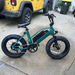 Juiced Bikes RipRacer Electric Bike