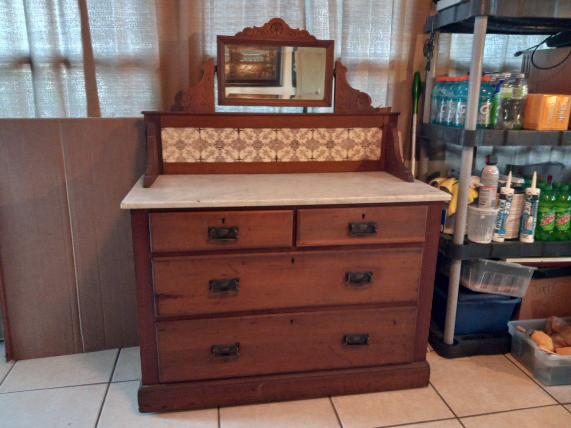 ANTIQUE DRESSER WITH MARBLE TOP AND MIRROR 4 DRAWERS