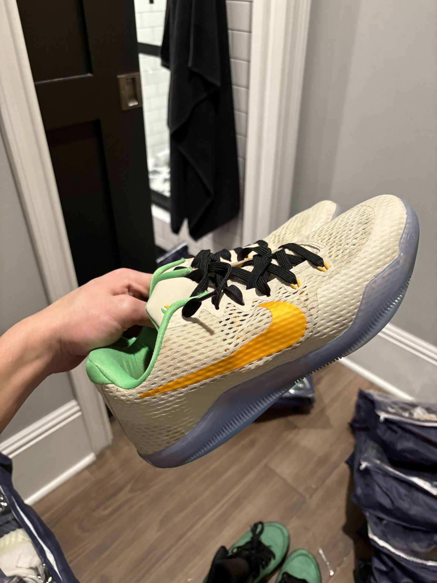 Nike Kobe Easter Size 11