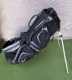 Nike Xtreme Sport Golf Bag 8-Way Stand Dual Strap Carry w/5 Zipper Pockets