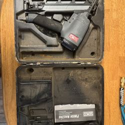 Senco 15 Gauge Nailer