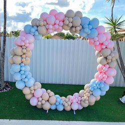 Balloons And Circle Set Up 