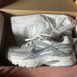 Women’s Nike Shoes 