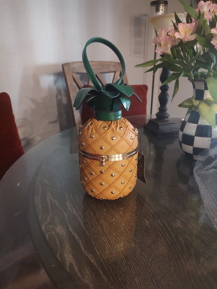 Pineapple Purse
