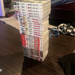 BULK LOT OF NEARLY NEW MANGA