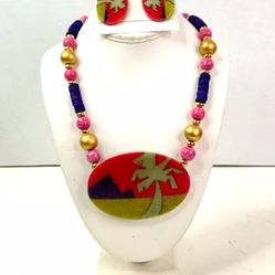 Lee Sands Sandart Hawaiian Scene Pendant Necklace And Earrings