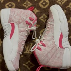 Jordan 11 Arctic Punch 