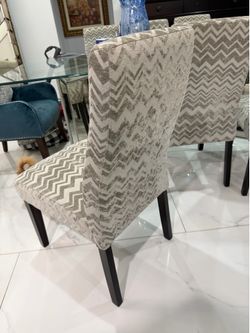 chevron print dinning chairs