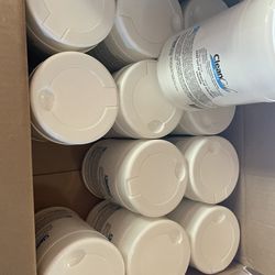 Box Of 12 - Canisters Of Cleaning Sanitation Wipes
