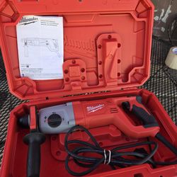 "Milwaukee 1"" Rotary Hammer SDS Plus