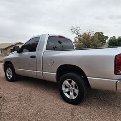 2004 DODGE RAM 1500 SLT NEW ENGINE!