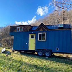 Gorgeous NOAH Certified Tiny Home- NC