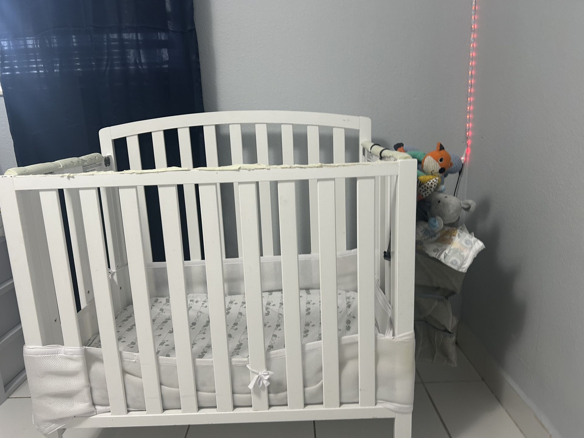 Baby crib