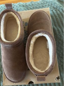 Bearpaw slippers brown size 7