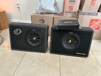 2 Kicker 10inch Comp Subwoofers  with Amp