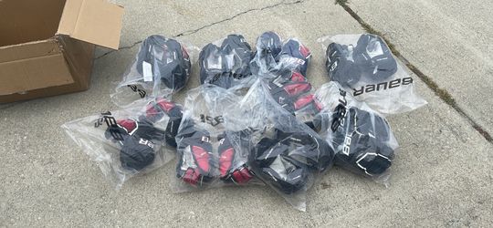 Bauer Supreme Gloves