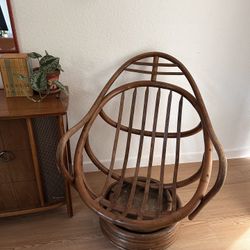 Papasan Chair