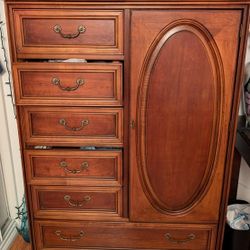 Solid Wood Dresser 