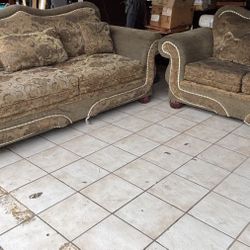 Couch and love seat set, delivery available 