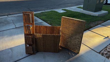 Wicker Storage Basket 🧺 & Magazine stack