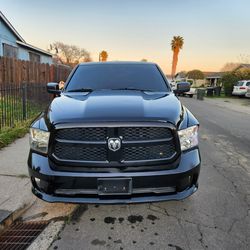 2015 ram 1500 tradesman 2wd 166k miles