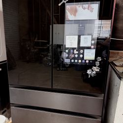 Samsung Bespoke Family Hub Refrigerator 