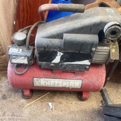 125 3 Gal. Air Compressors 