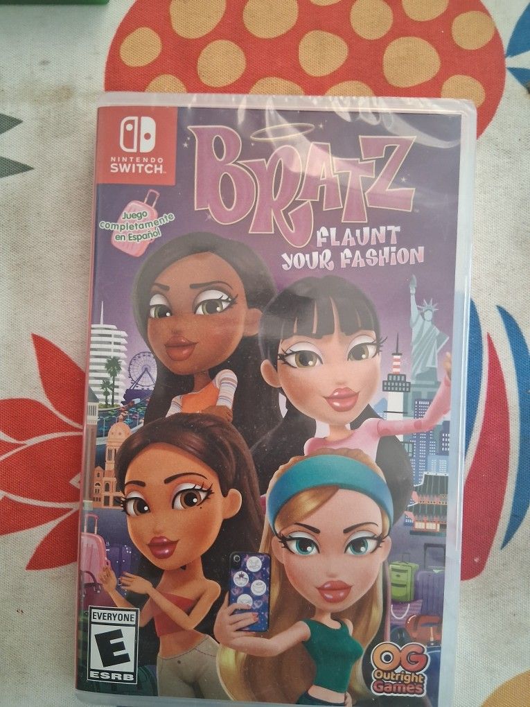 Bratz Flaunt Your Fashion