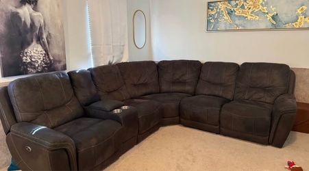 Reclining sectional