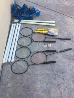 Badminton set