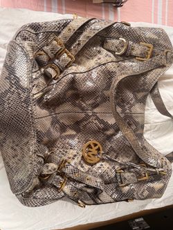 Michael Kors purse