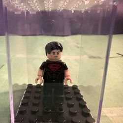 Lego Superboy Minifigure (sh0143)