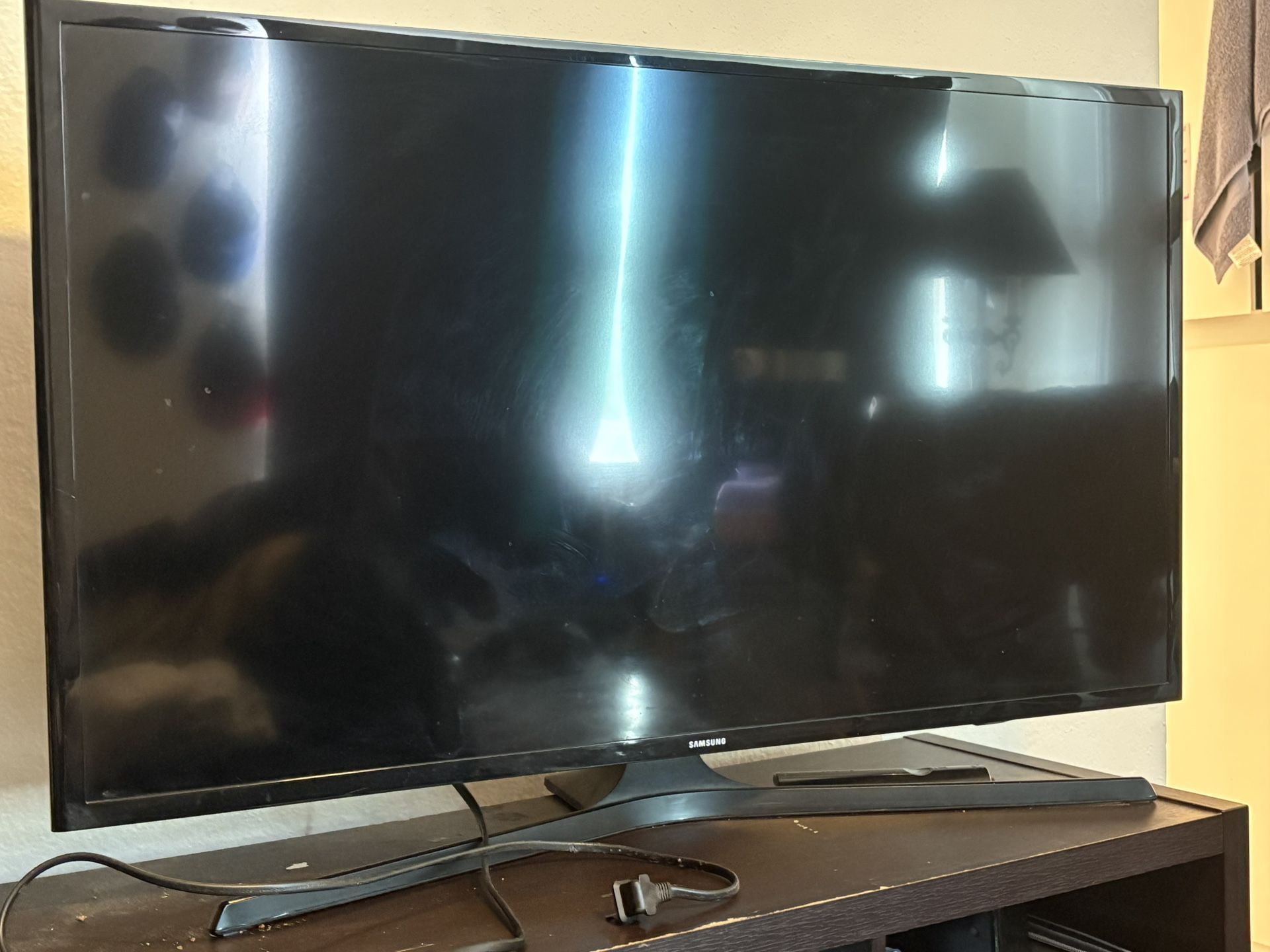 Samsung 40” TV / Monitor 
