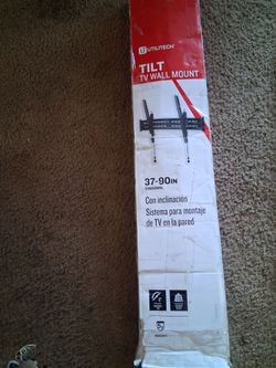 Utilitech Tilt TV Wall Mount 37-90 Inch
