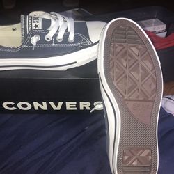 Brand New Never Worn Women’s size  6.5  Blue  Converse  Shoreline  sneakers