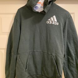 Adidas Sweater Size M